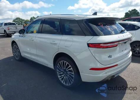 2022 Lincoln Corsair Reserve z USA, uszkodzony, nr VIN 5LMCJ2DH7NUL08720